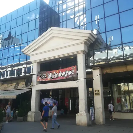 Lägenhet Suvi Centar