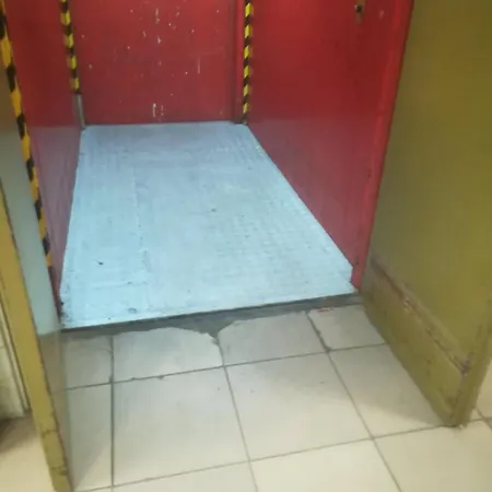 Suvi Centar * Ni
