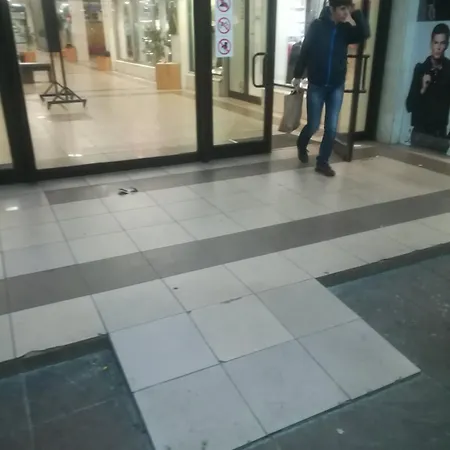 Suvi Centar 아파트